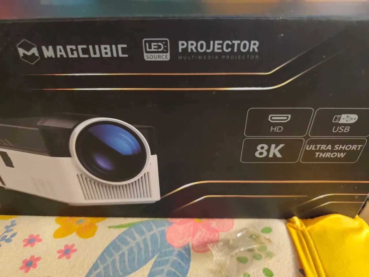 Projetor magcuboc 8k hd Ultra short