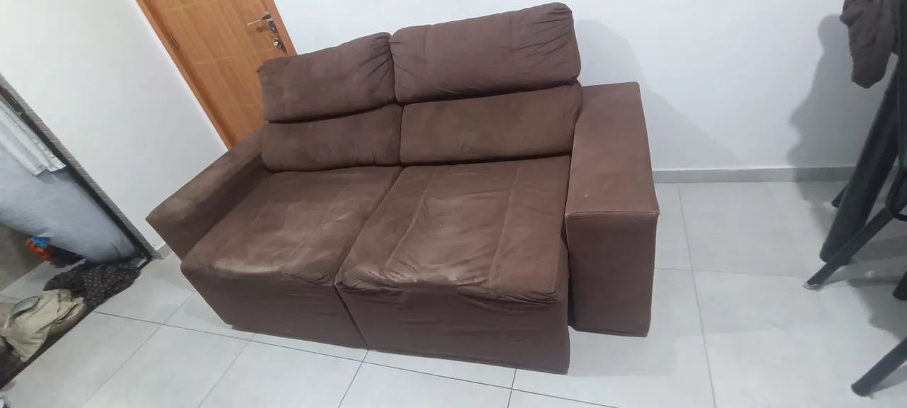 Sofá Retrátil 2 Lugares - Oportunidade para Reforma