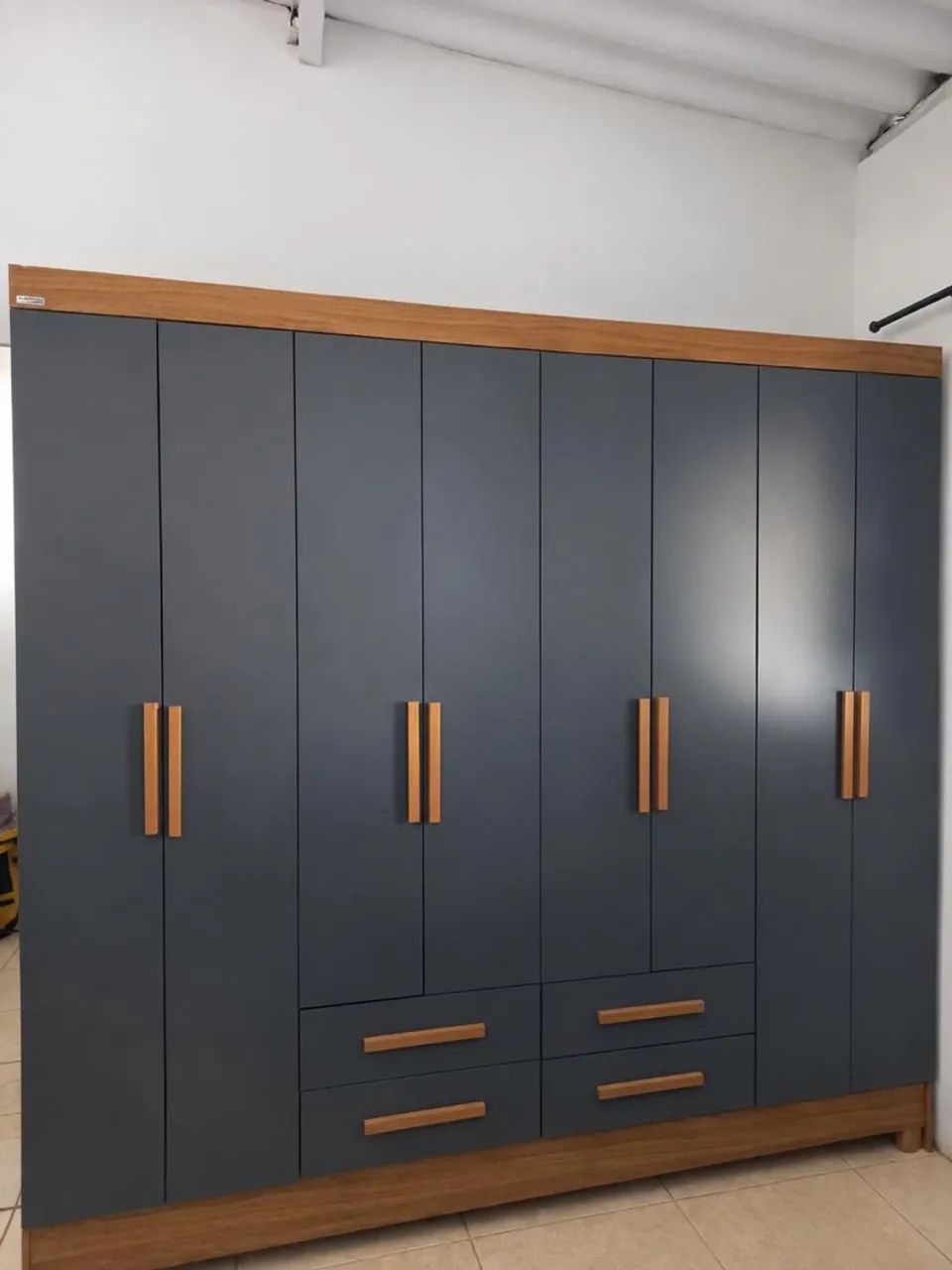Vendo guarda-roupas casal
