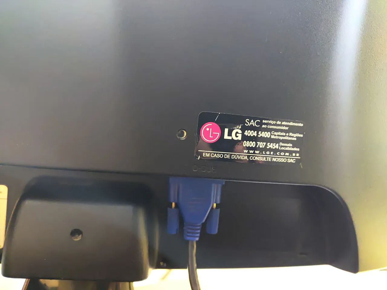 Vendo monitor LG 22 polegadas full hd - Foto 3