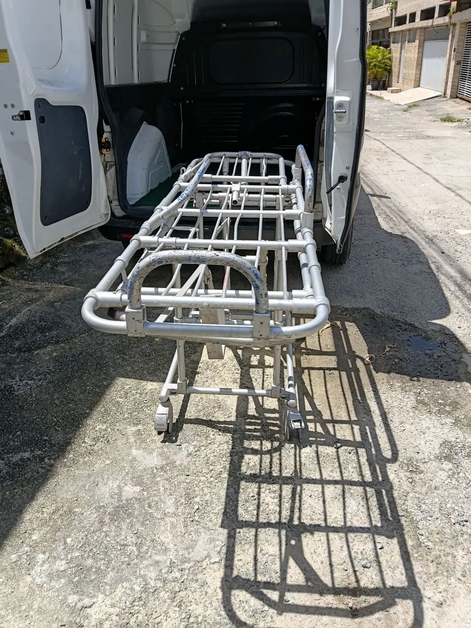 Maca de ambulância  - Foto 4