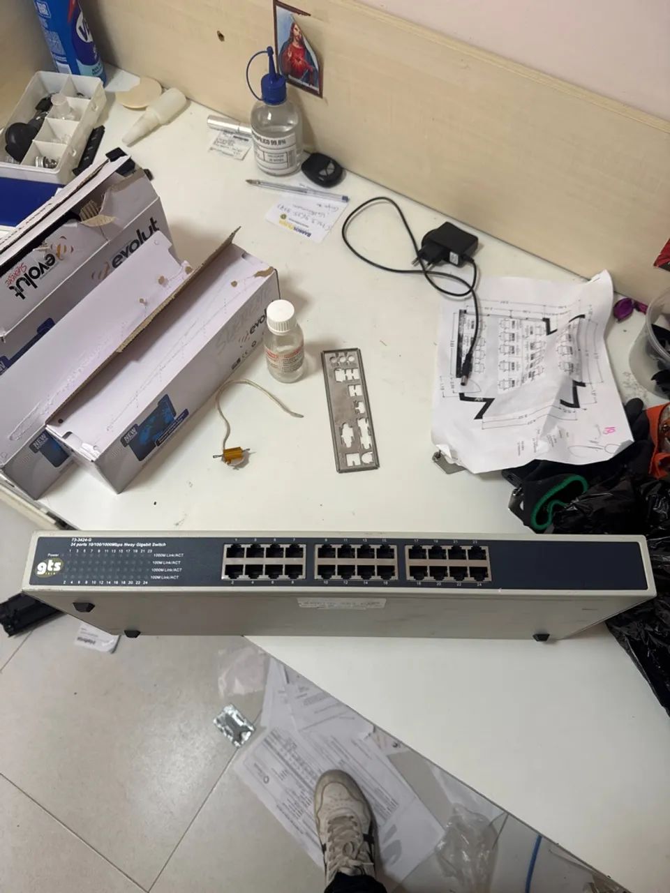 Switch 24p giga 