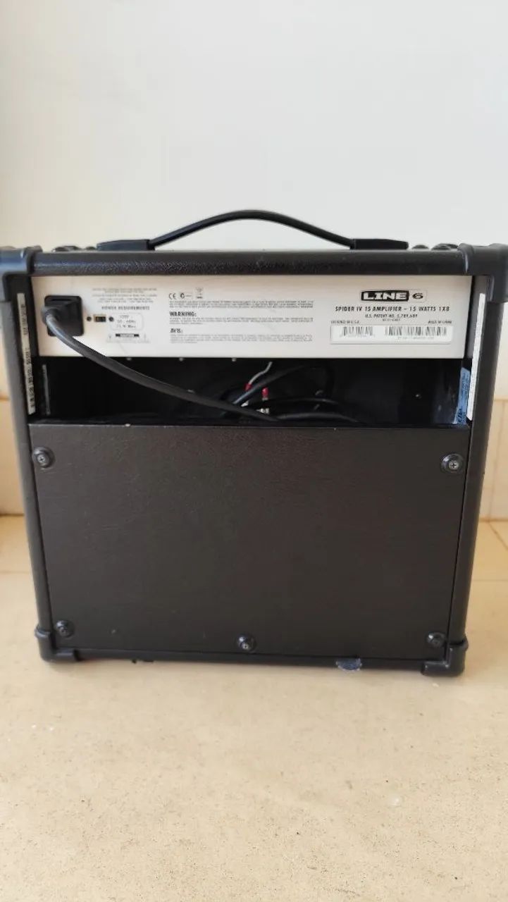 Amplificador LINE 6 SPIDER IV 15W - Instrumentos musicais