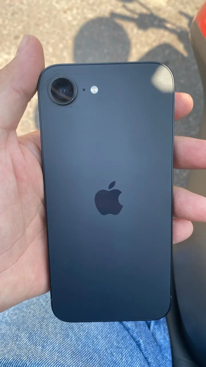 iPhone 16e - Foto 4