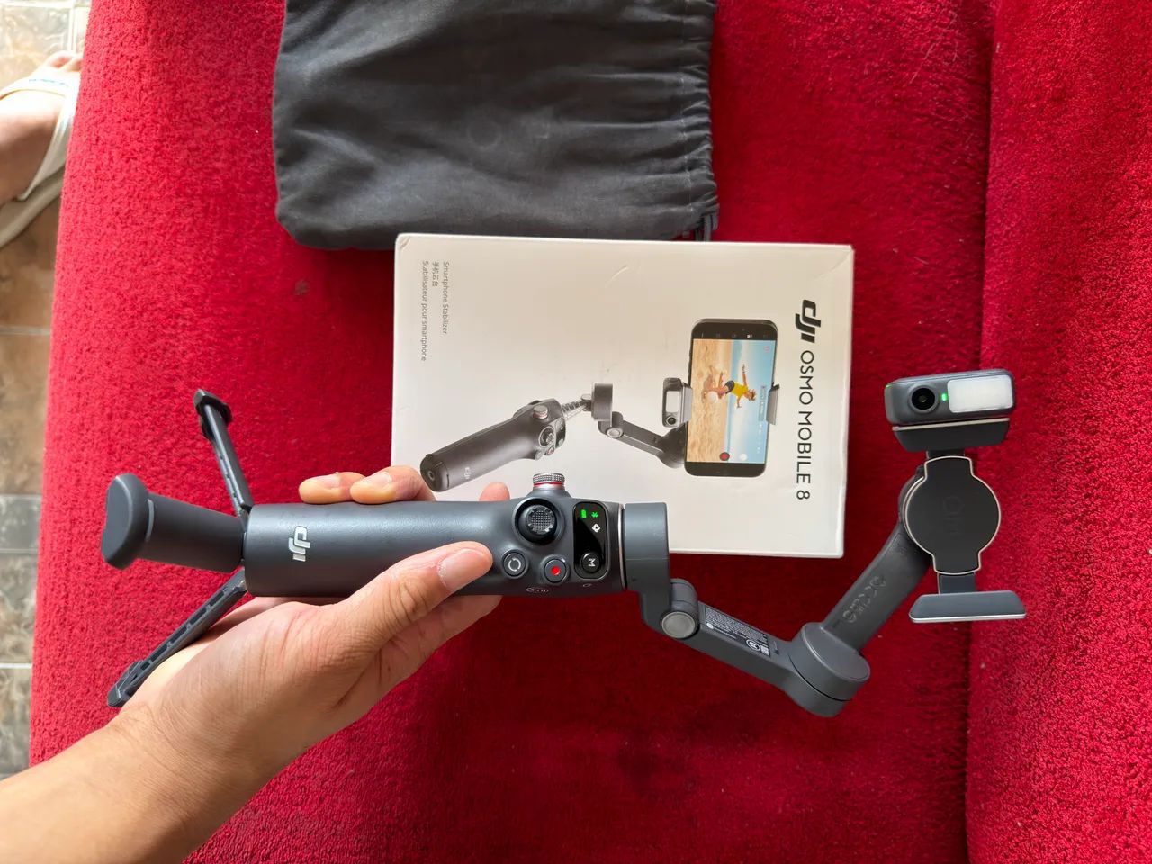 Estabilizador DJI Osmo Mobile 8 - última geração com câmera que segue a pessoa - Foto 3