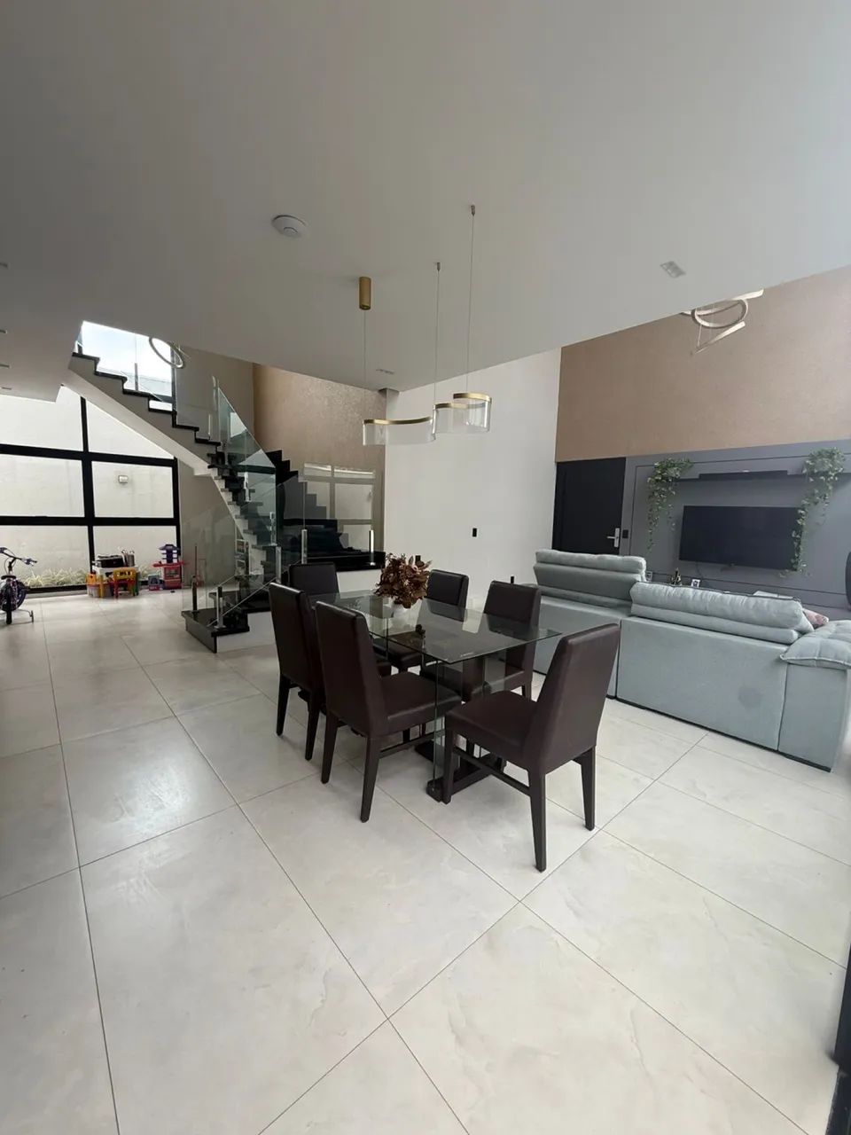 Sobrado de Alto Padrão com 4 Suítes - Foto 5