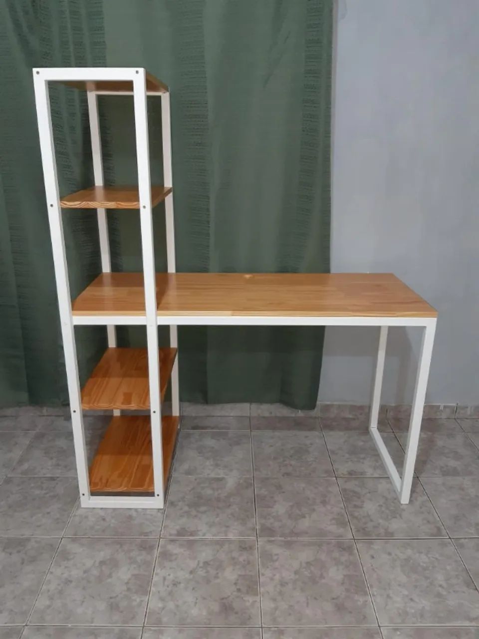 Mesa de escritório, Mesa de trabalho, Mesa com prateleiras