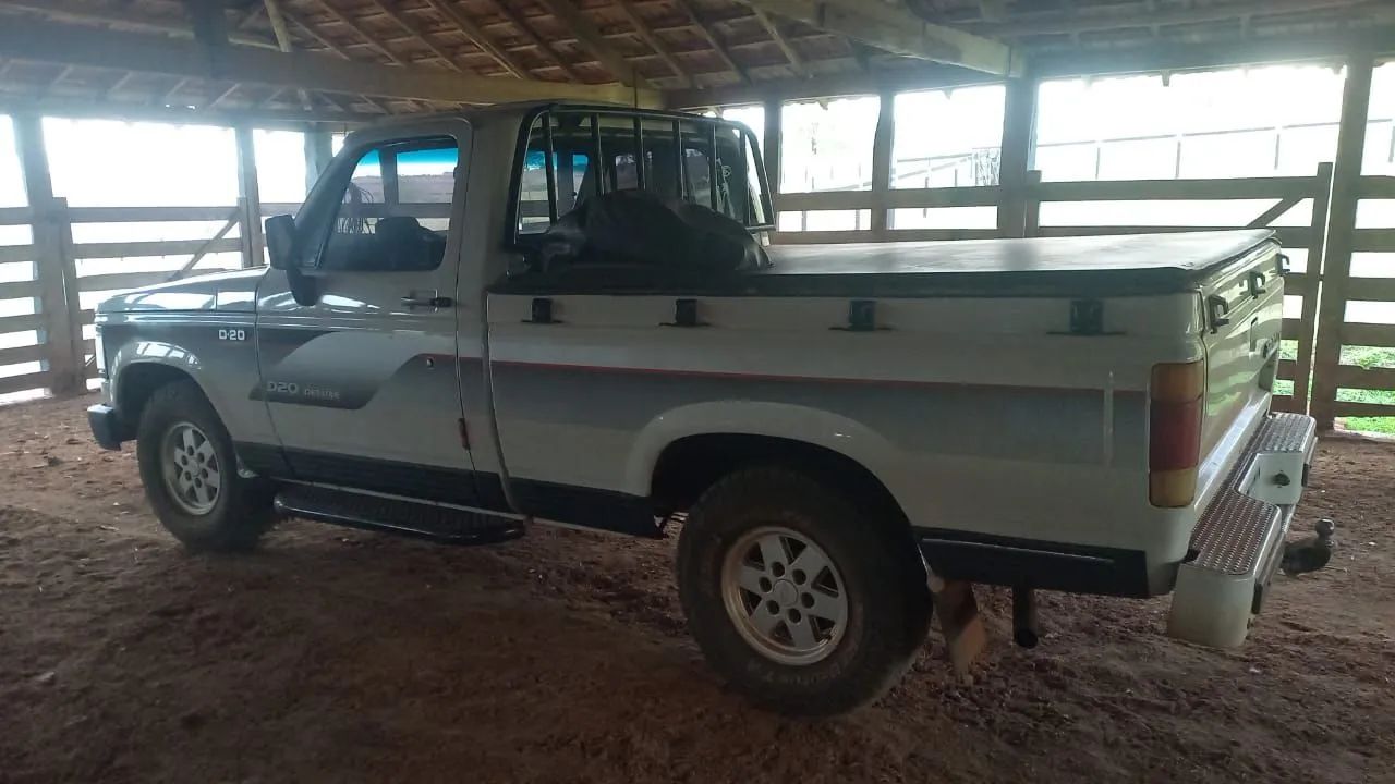 Chevrolet D-20 S / Luxe 3.9/4.0 Diesel 1990