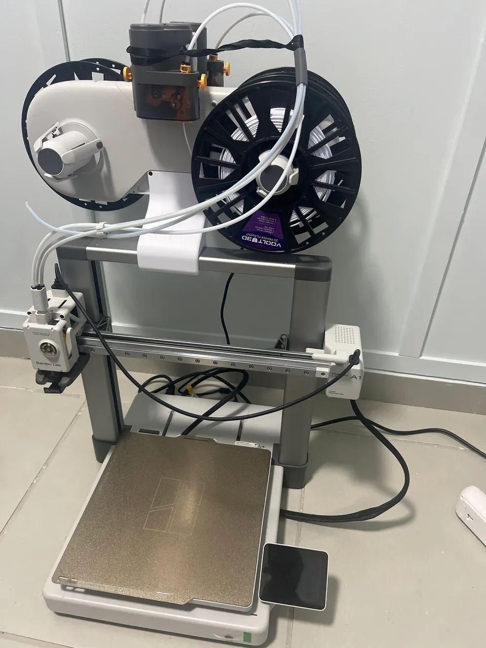     Impressora 3D Bambu Lab A1 - Apenas 5 Meses de Uso - Foto 3