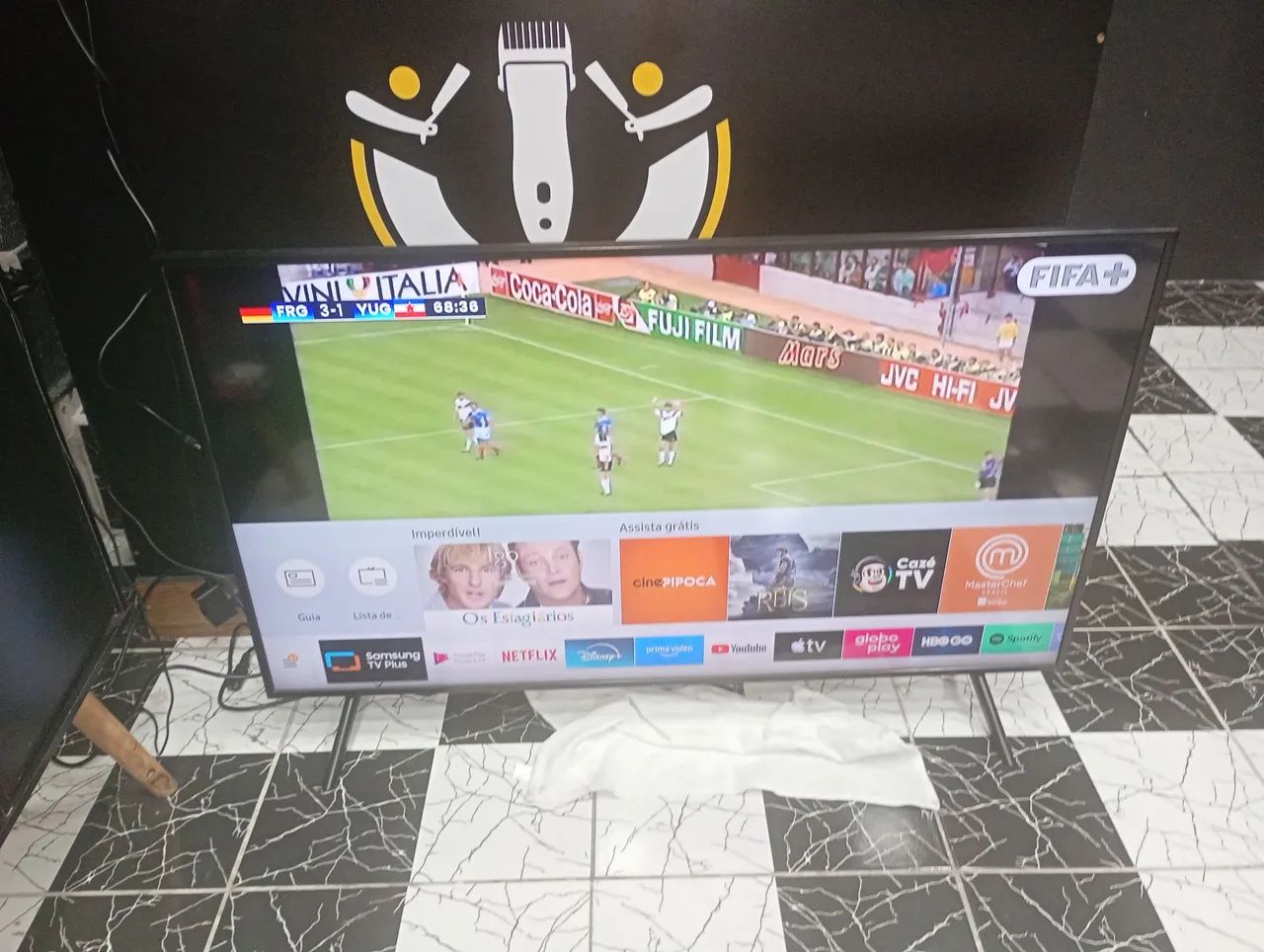 Vendo Smartv Samsung 50 polegadas 4k em estado de nova conforme fotos R$ 1700,00 - Foto 2