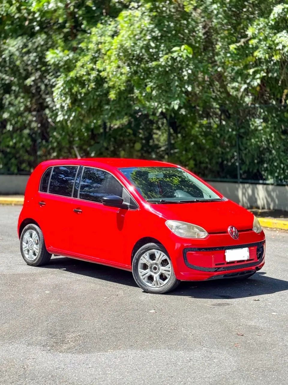 Volkswagen Up! 2016