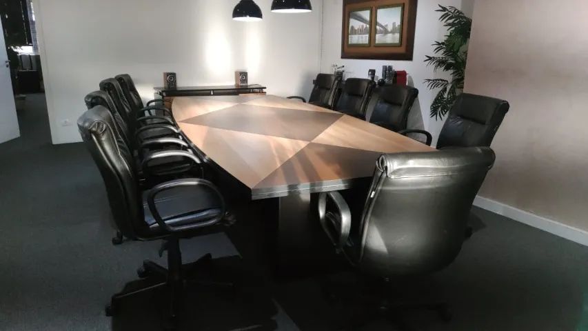 Sala de Reuniões Completa