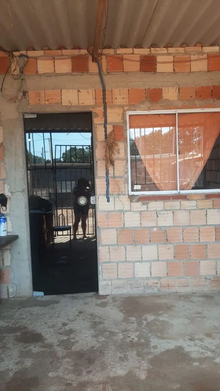 Vendo casa e facilito pagamento 