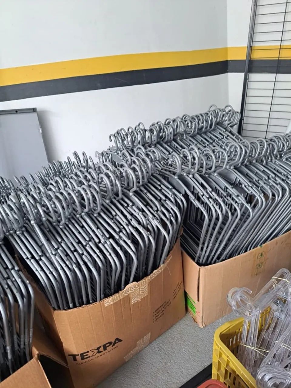 cabide de corpo para roupas Leia o anuncio  - Foto 3
