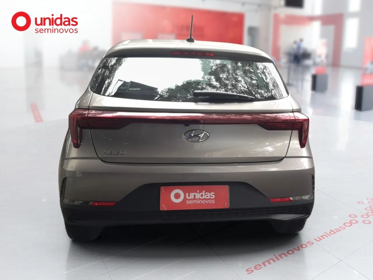 Hyundai HB20 Comfort Plus 1.0 Flex 12V Mec., foto 6 de 16
