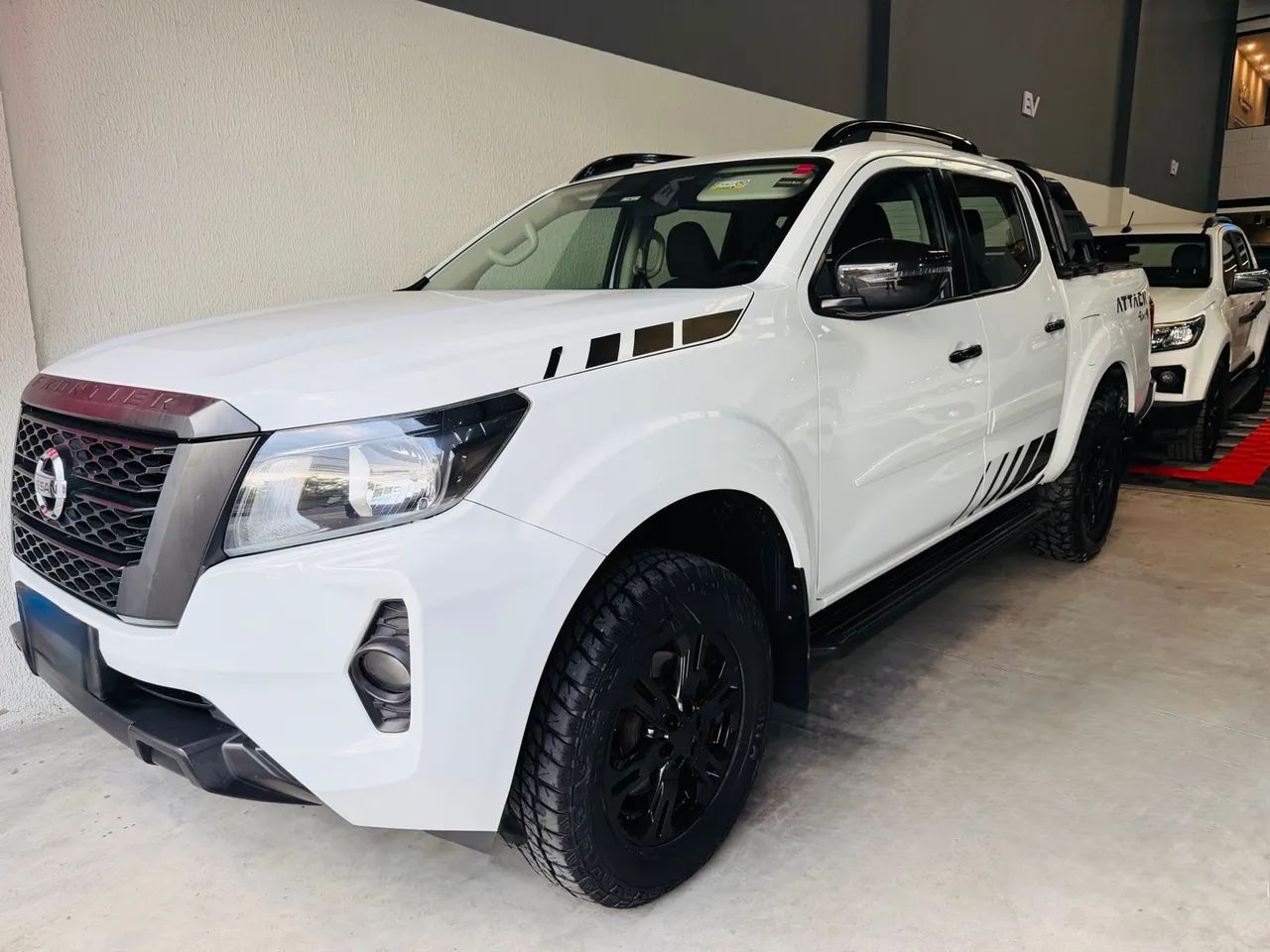 Nissan Frontier ATTAC.CD 4X4 2.3 BI-TB DIE. AUT 2023