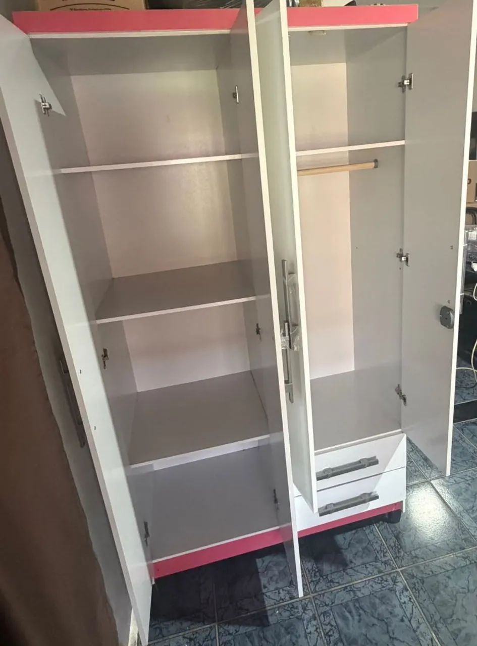 Guarda roupa solteiro sem uso  - Foto 4