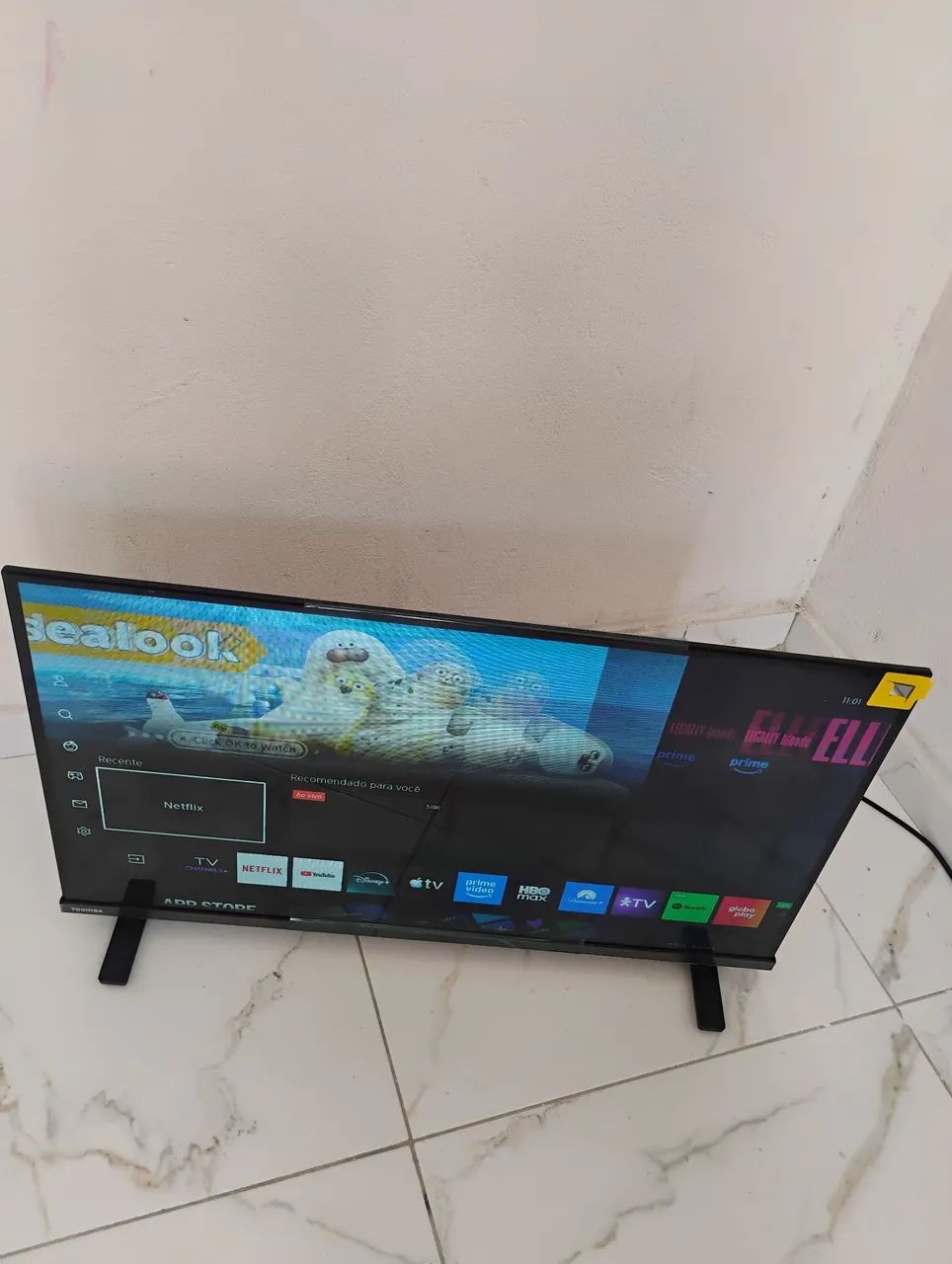 Vendo Smart TV Toshiba 32 polegadas, funcionando tudo corretamente 