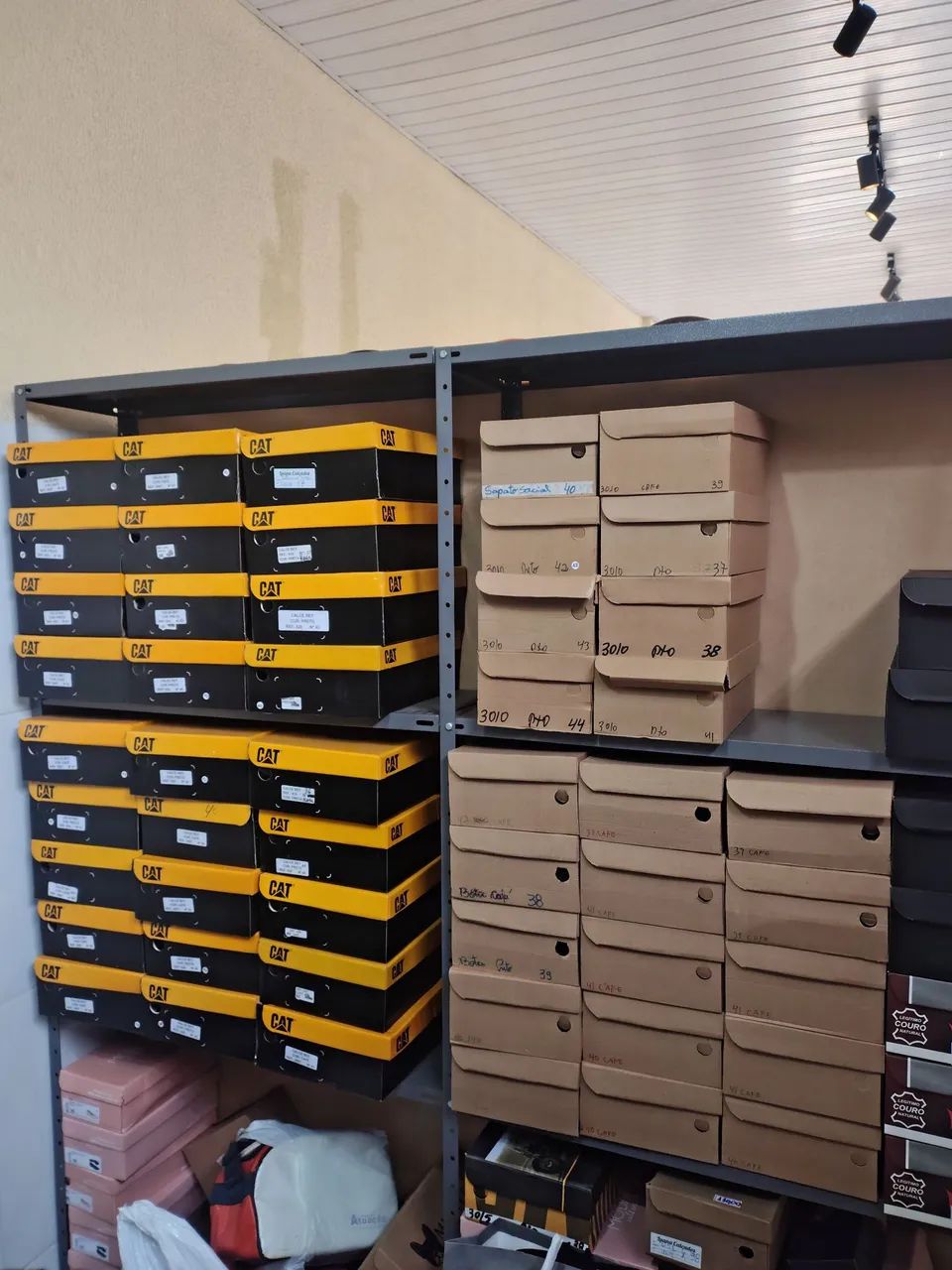 Vendo loja de calçados bem montada em Limeira. - Foto 4
