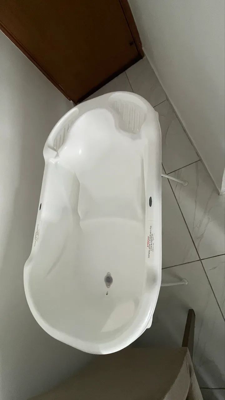 Vendo - banheira infantil/ com suporte  - Foto 3