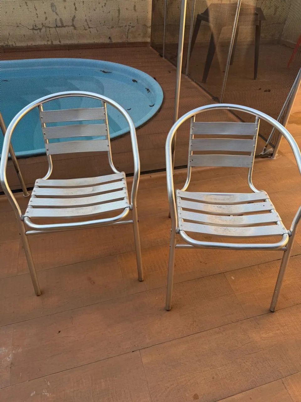 2 cadeiras de alumínio 