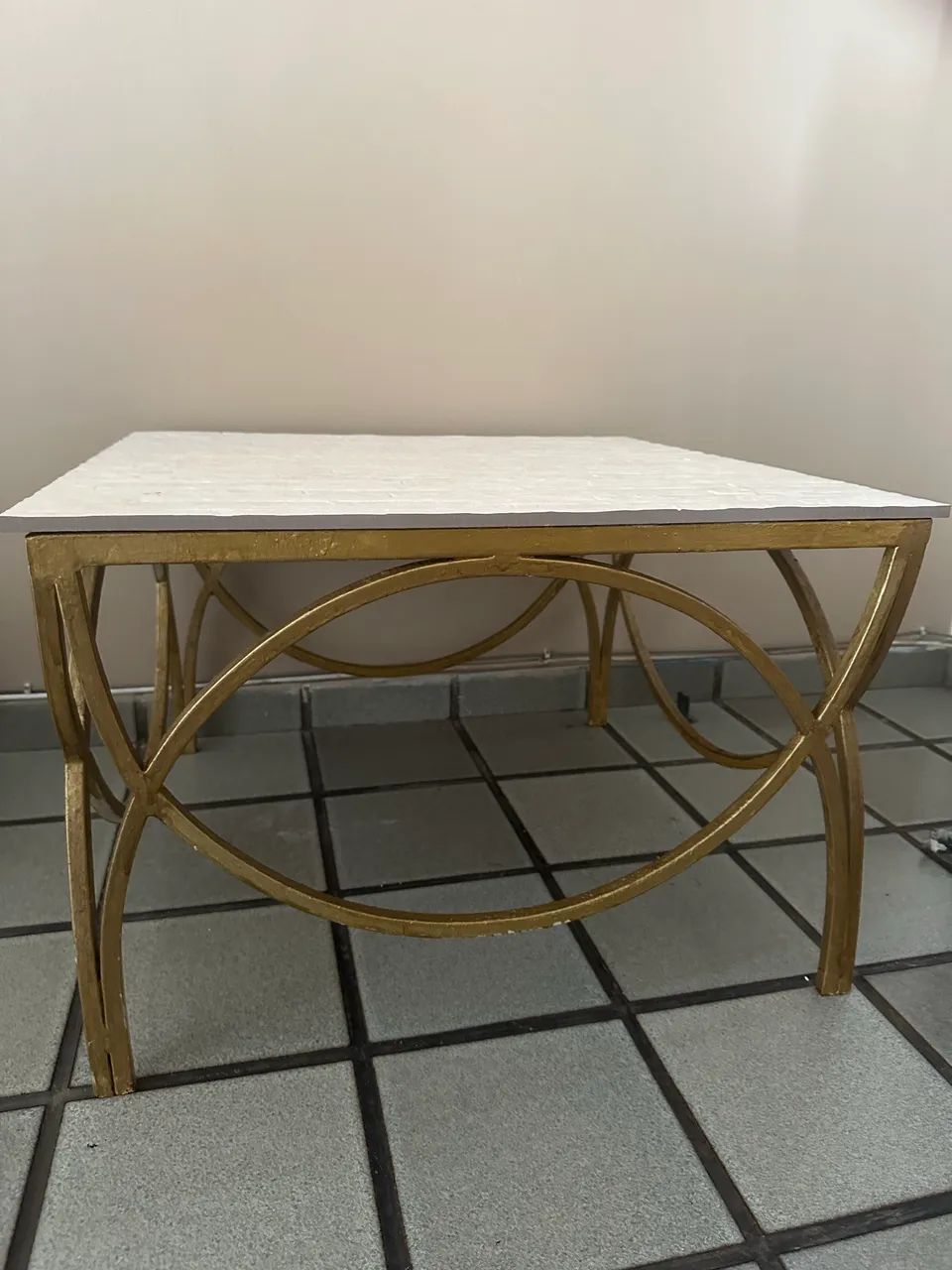 Mesa de centro ou de canto semi nova Tok & Stok 