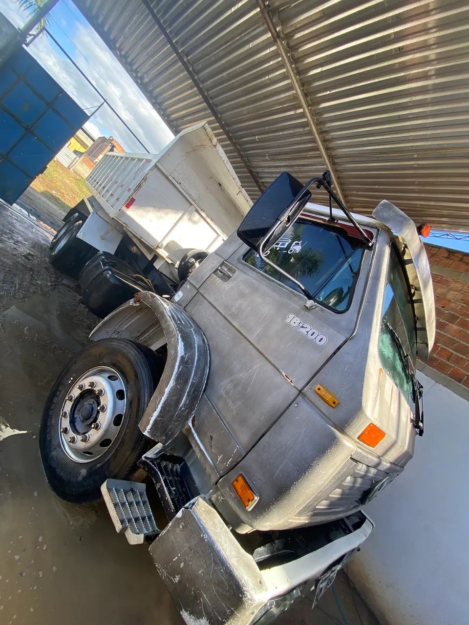 Caçamba truck