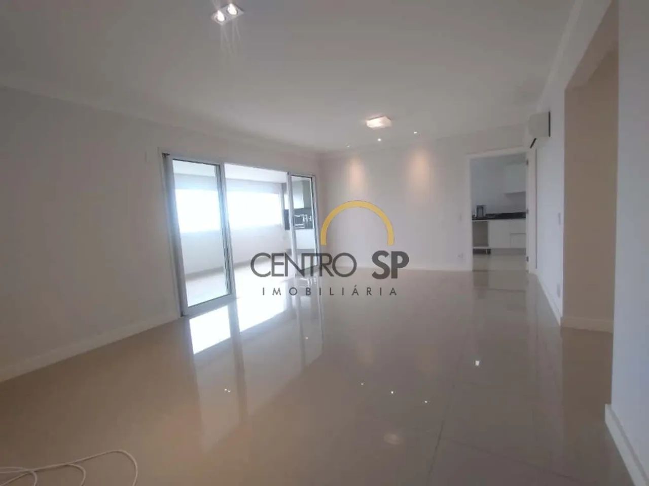 Edificio Córsega,, Apartamento para aluguel com 183 m² e 4 Dormitórios, 2 Suítes - Foto 3