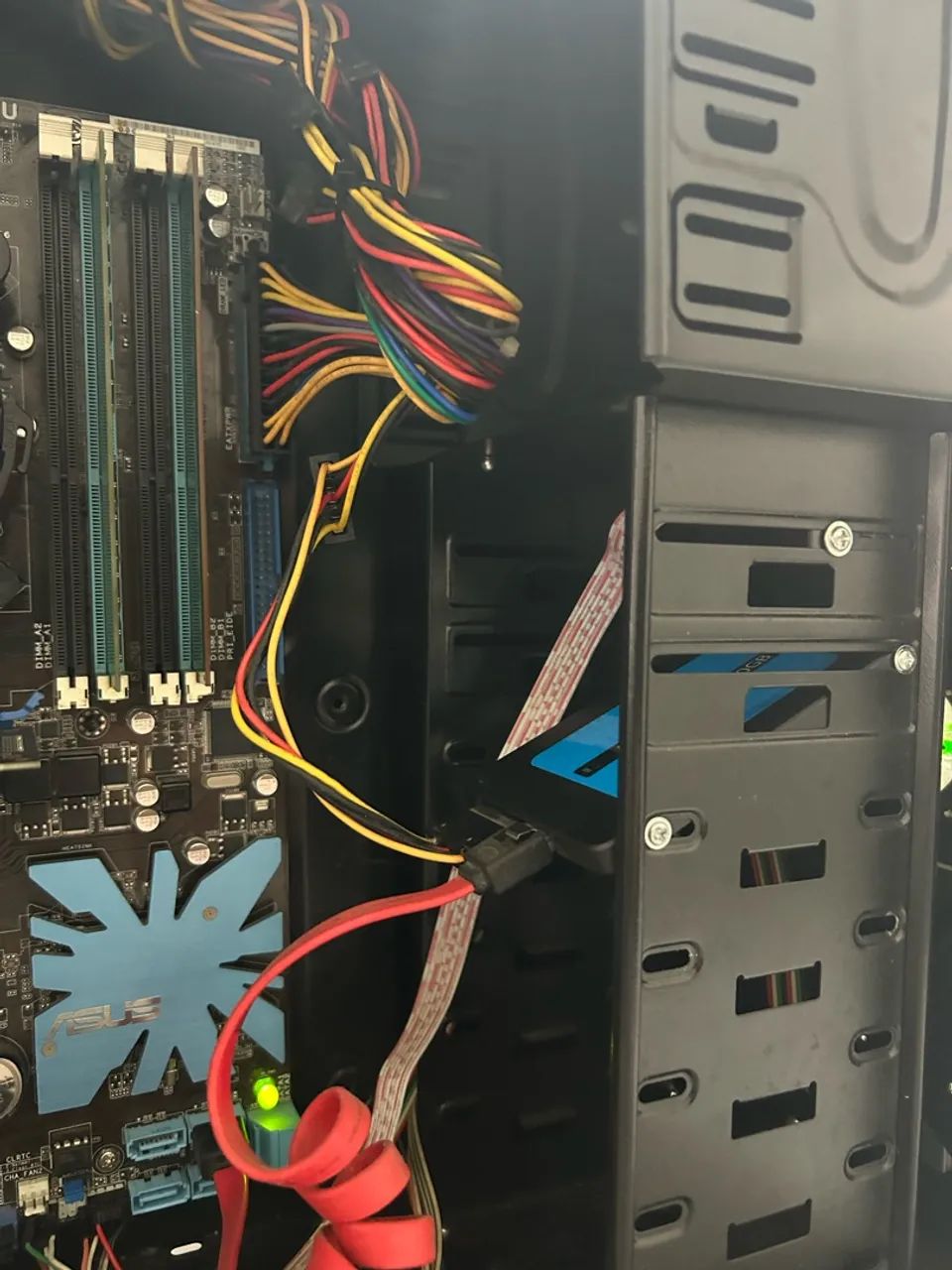 CPU Intel - I7/ 8G / SSD / GT-210 / WiFi - Foto 3