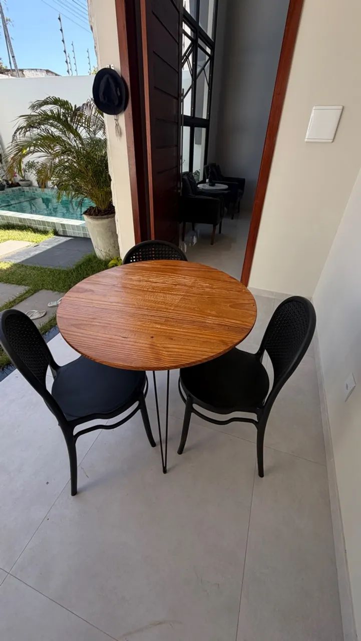 Lindo conjunto de mesa e três cadeiras para sua varanda - Foto 2