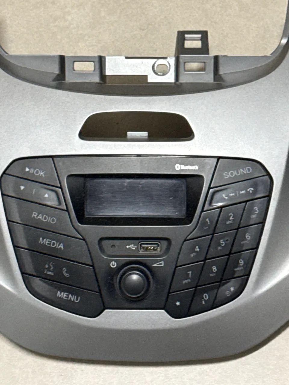 Moldura + multimídia original Ford Ka 16/16 - Foto 2
