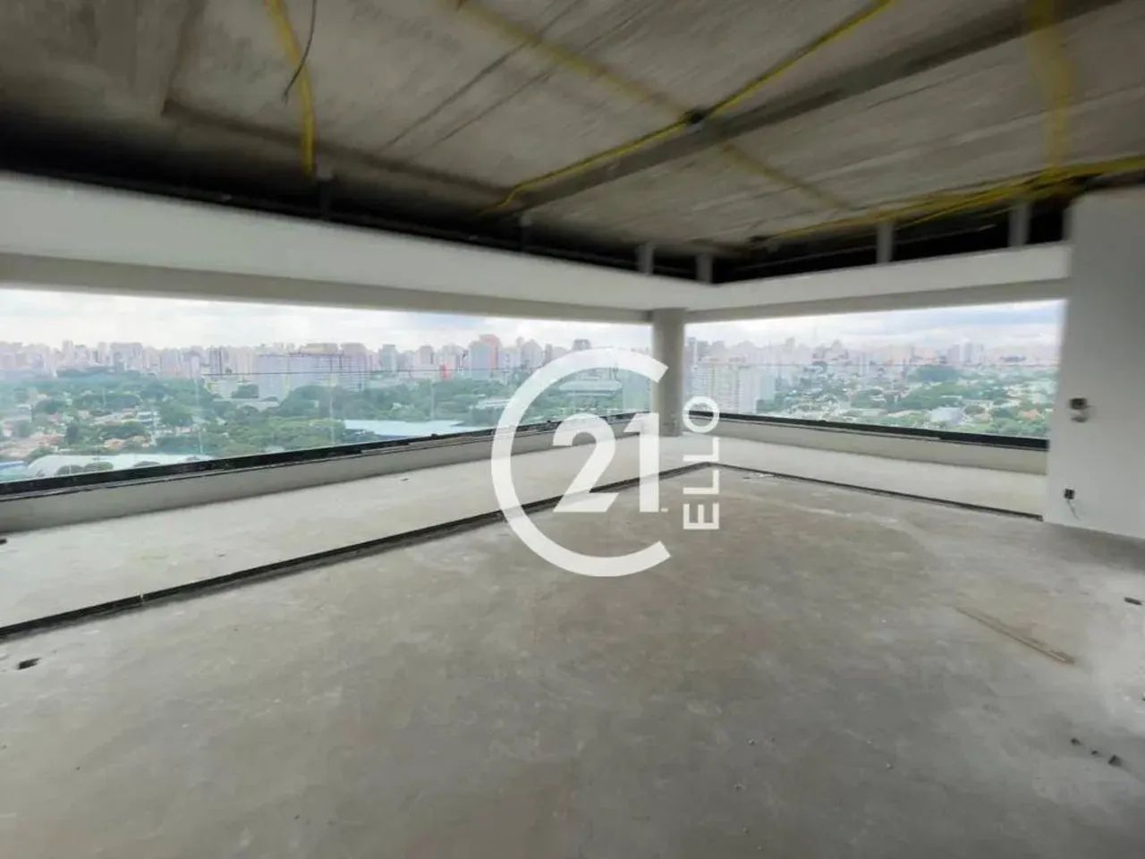Moema espetacular - 4 suítes - 238m²