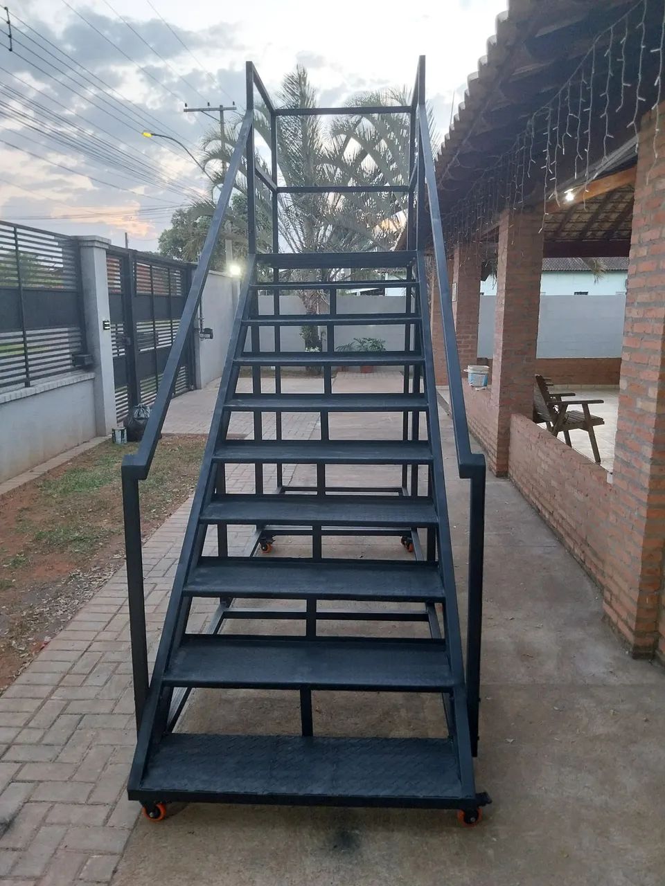 Escada Plataforma  - Foto 2