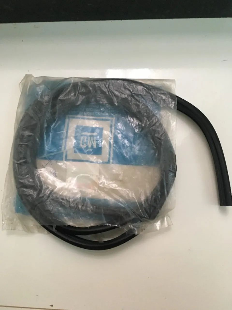 Canaleta dianteira do Monza 2 portas 1982 / 1995 do lado direito.