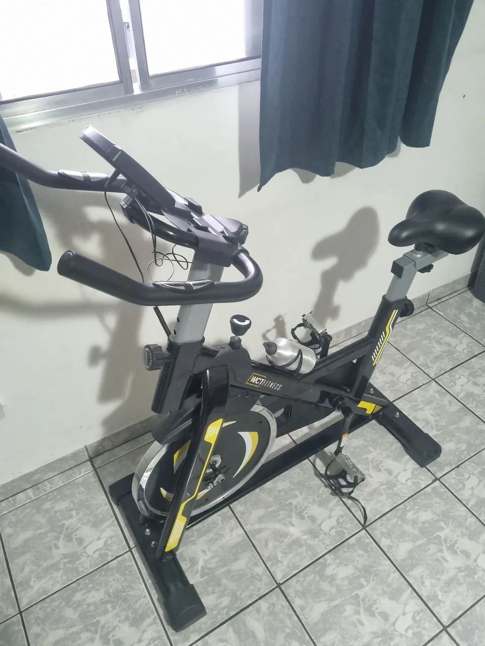 Bicicleta spinning WCT - Roda 13kg de inércia  - Foto 2