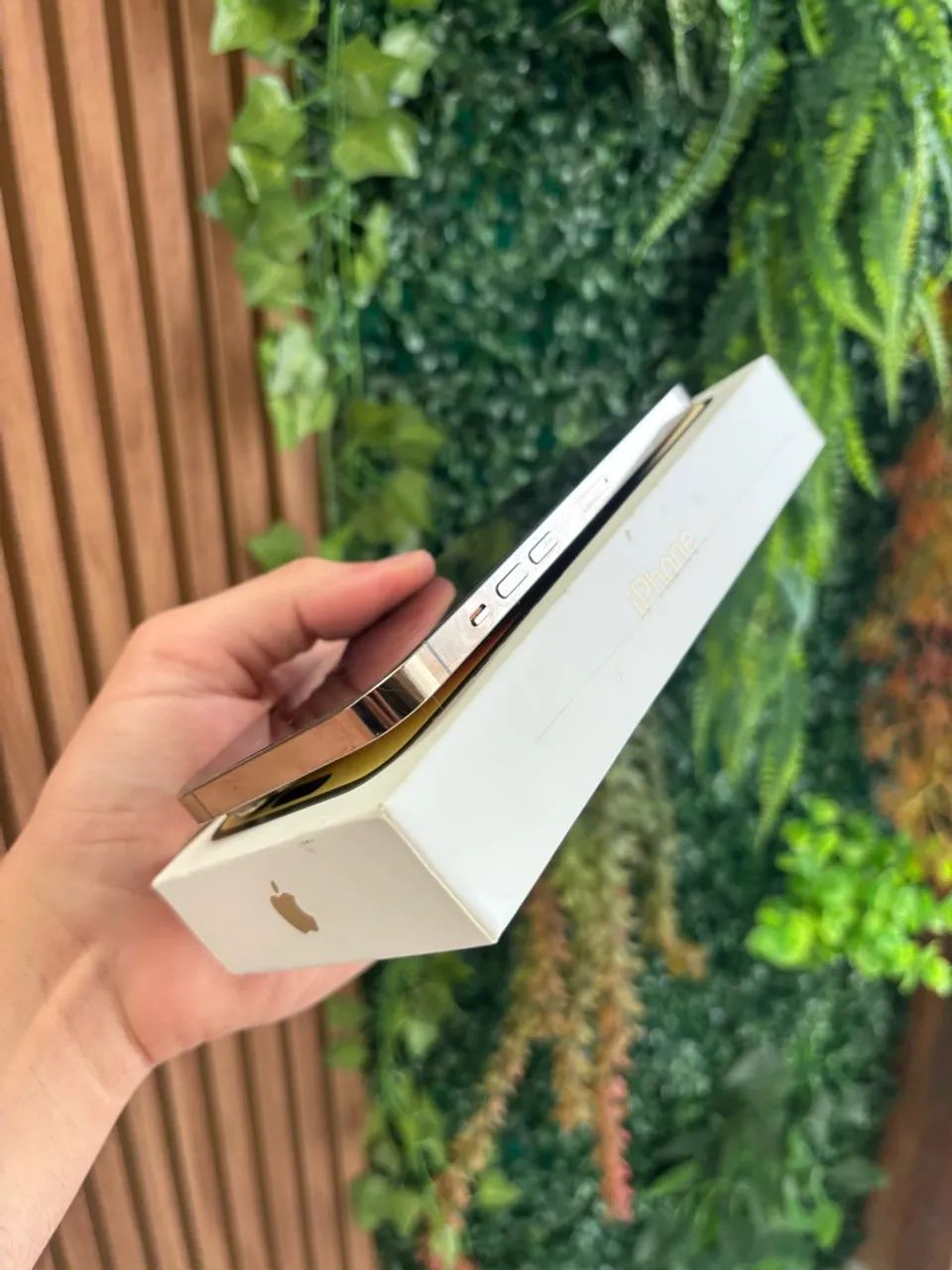 IPHONE 14 PRO MAX GOLD - Foto 5