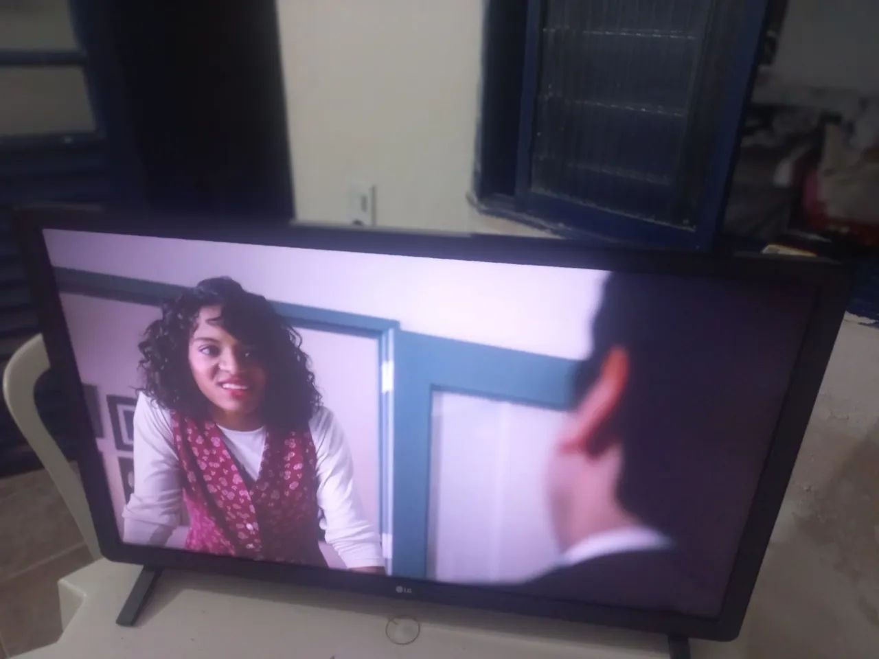 Tv 32 polegadas smart barato  - Foto 4