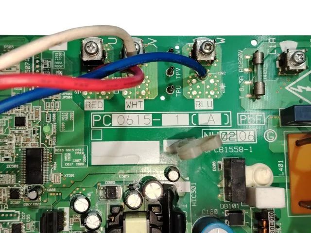 Placa para Ar-condicionado - Daikin ( PC0615-1(A) ) Condensadora - Foto 2
