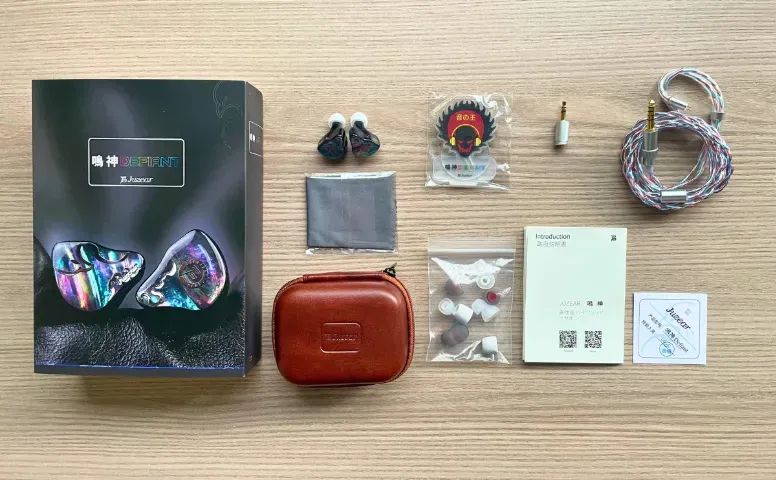Fone IEM Juzear Defiant 