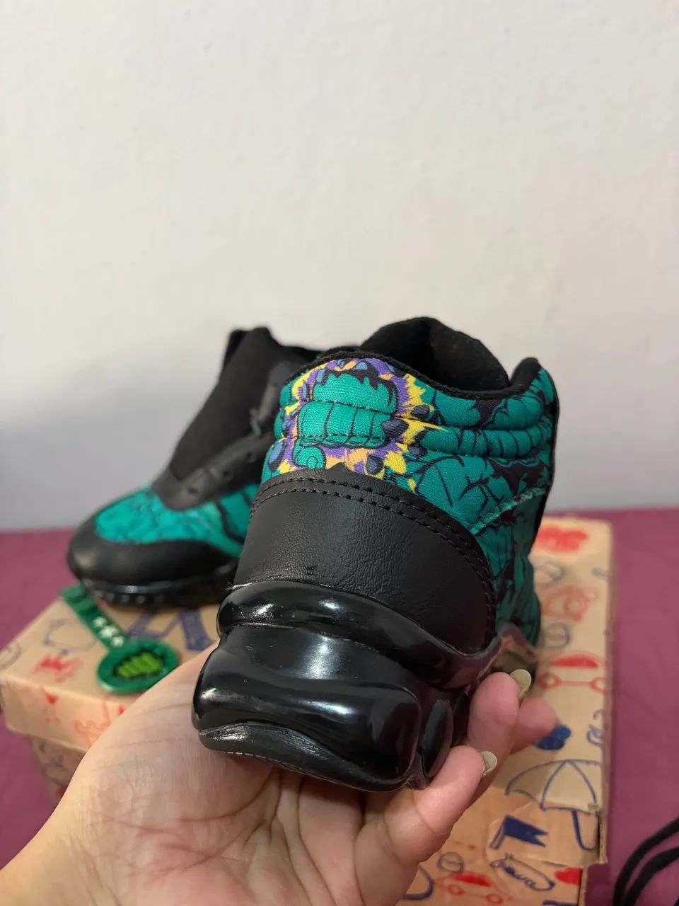 Vende-se botinha Hulk n?24 - Foto 3