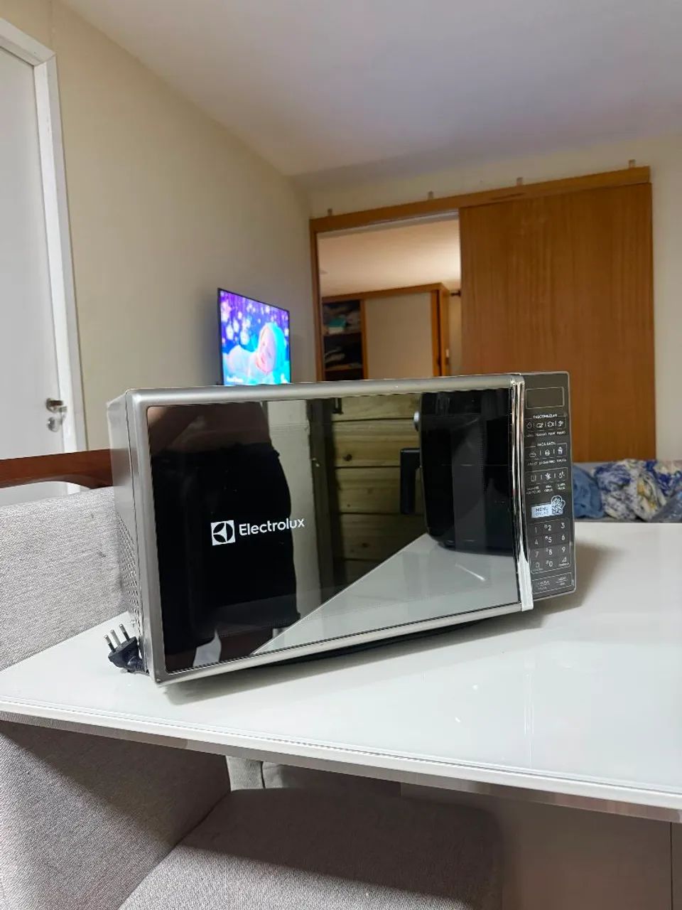 Vendo Micro-ondas Electrolux 27L - Foto 2