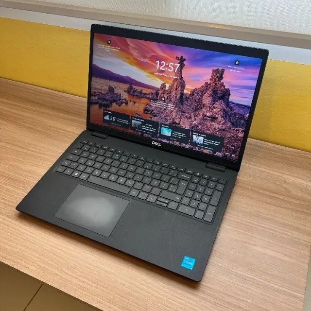 Notebook Dell Latitude 3520, i5, 11ªth, SSD 256GB e 8GB de RAM