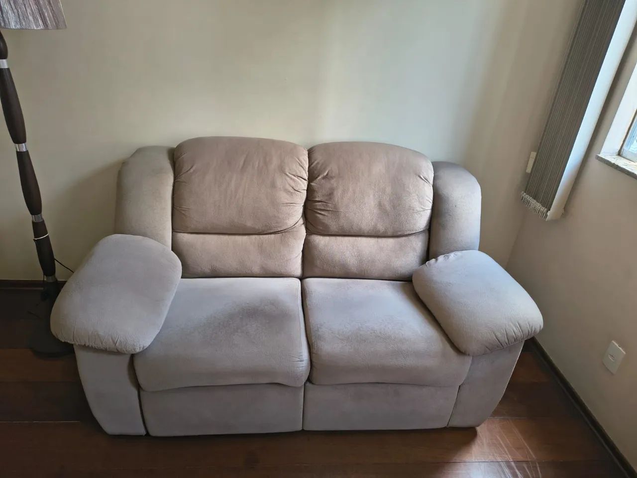 Sofa reclinavel 2 lugares 