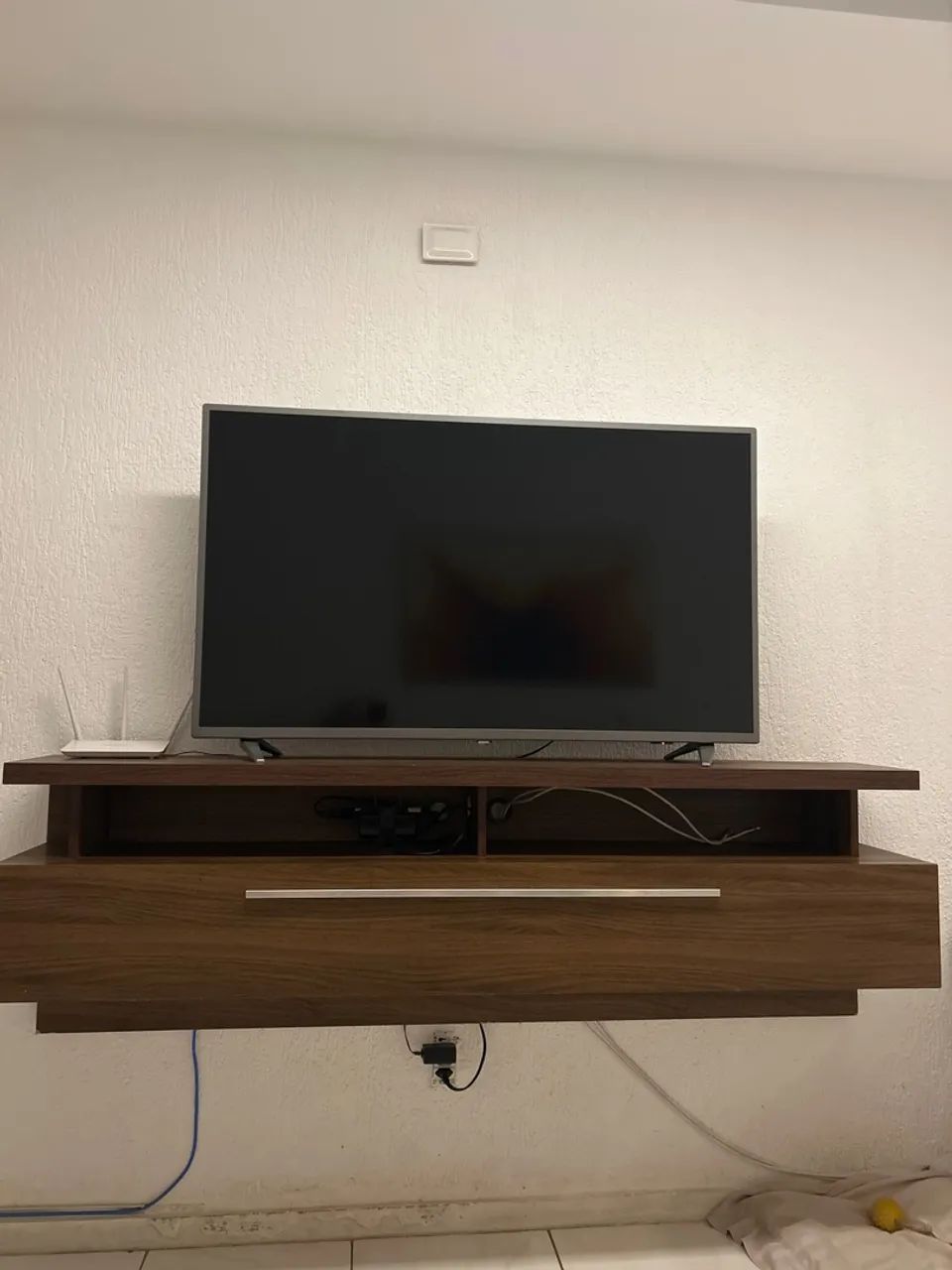 Rack de televisão novo novo 