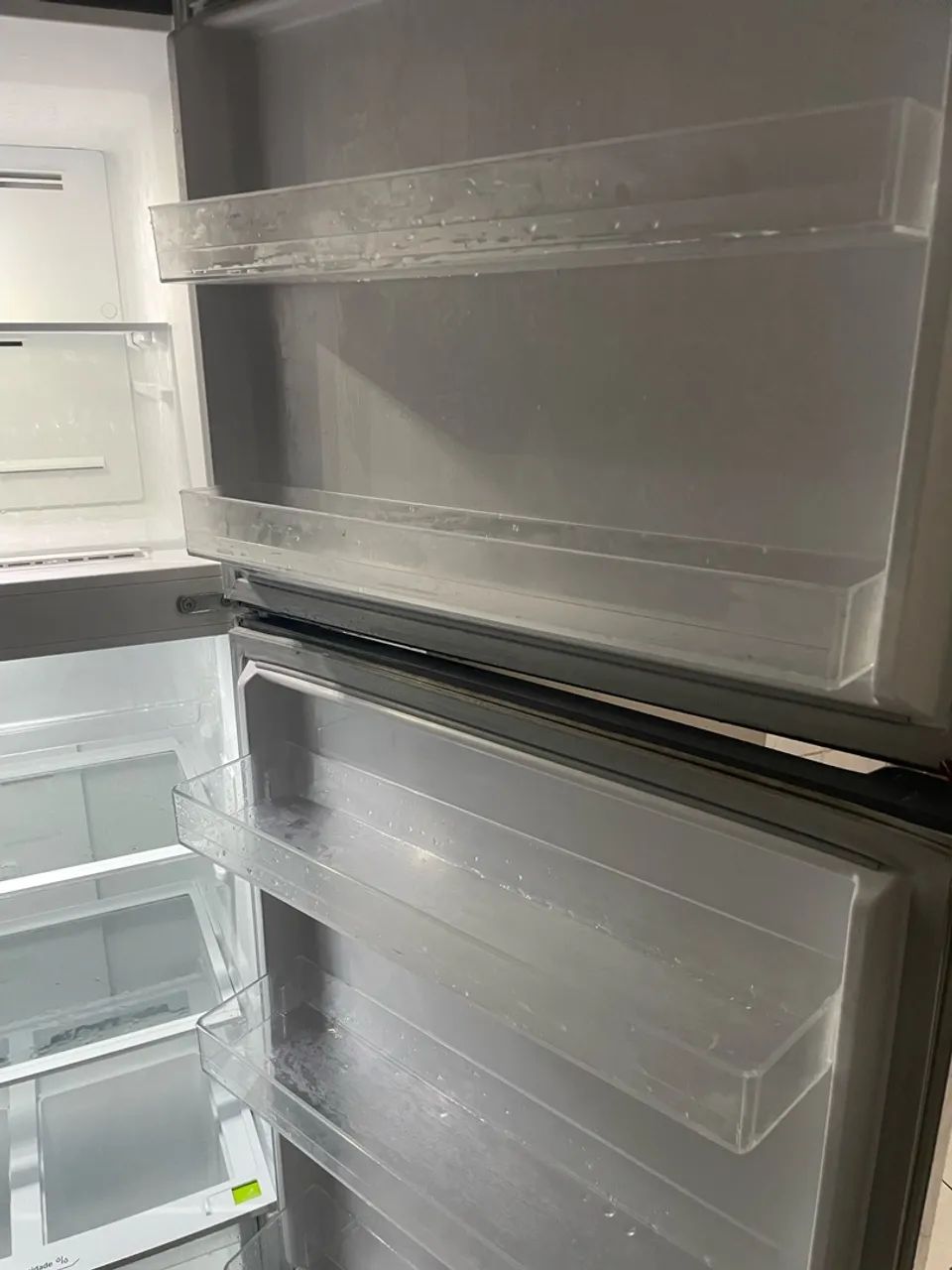 Refrigerador duplex em aço inox da Midea - Foto 3