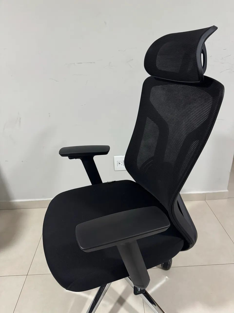 Cadeira ergonômica  - Foto 5