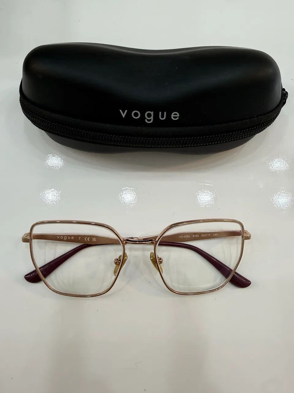 Armação vogue 