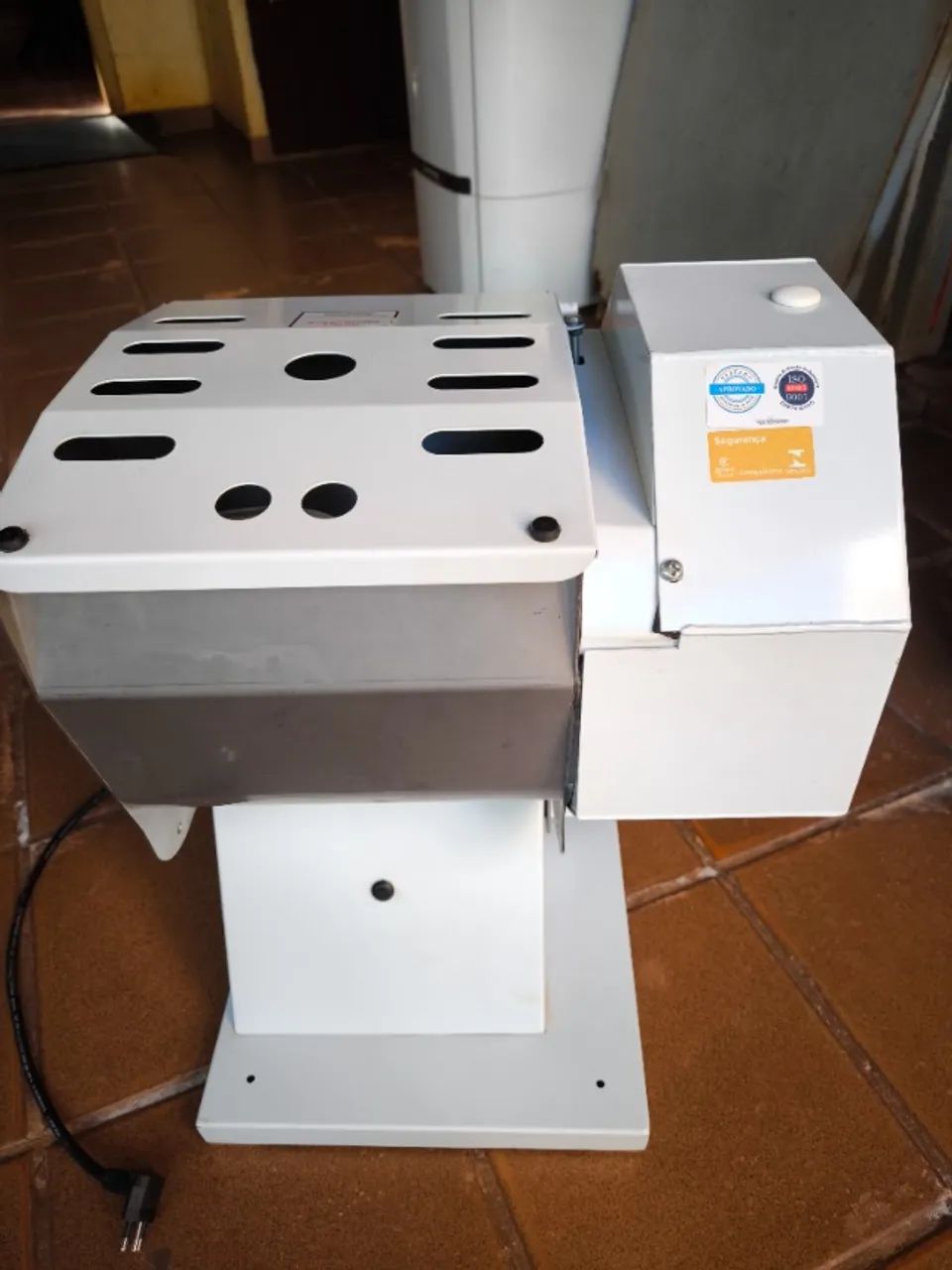 MASSEIRA BASCULANTE G PANIZ 5KG 