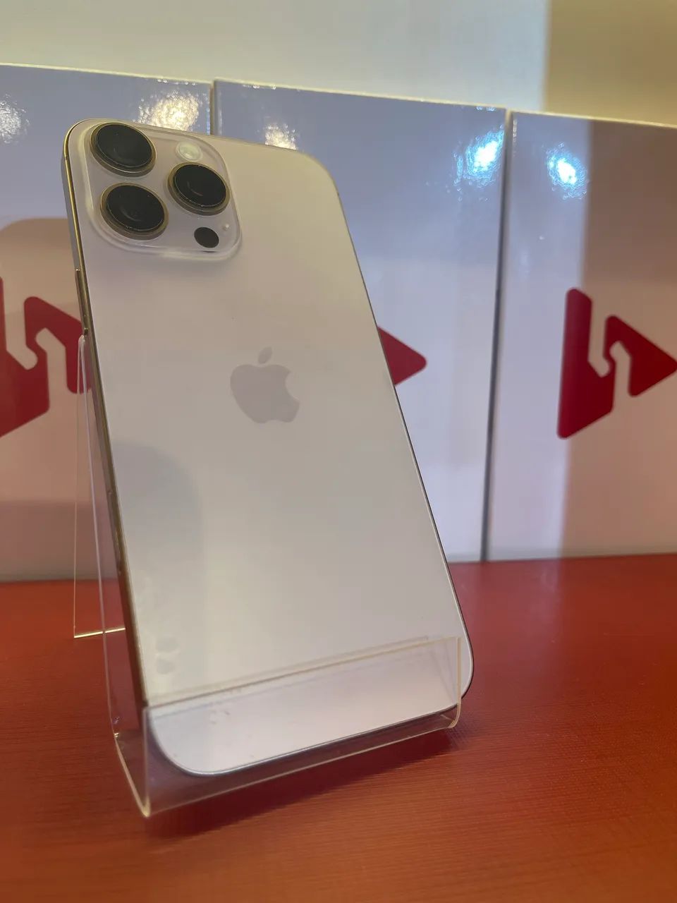 Semi de vitrine iphone 16 pro Max 256giga desert 