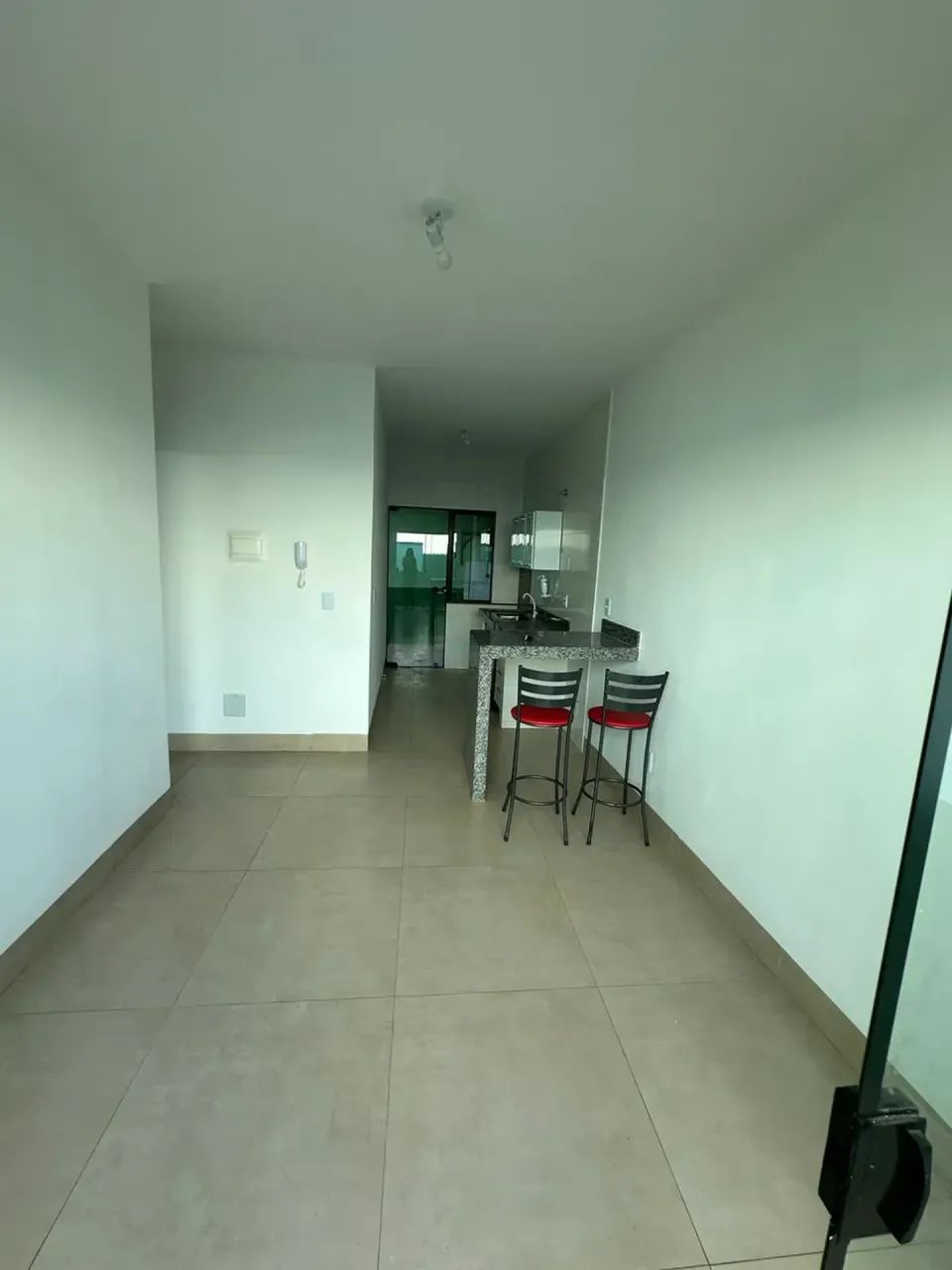 Alugo Casa 2 quartos Jd America - Foto 4
